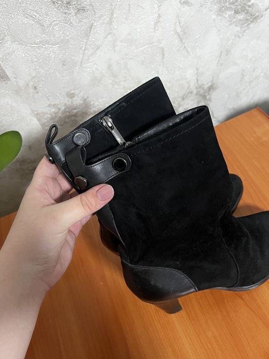 Ботильоны замшевые