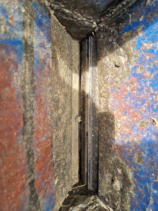 Tocator crengi, resturi vegetale