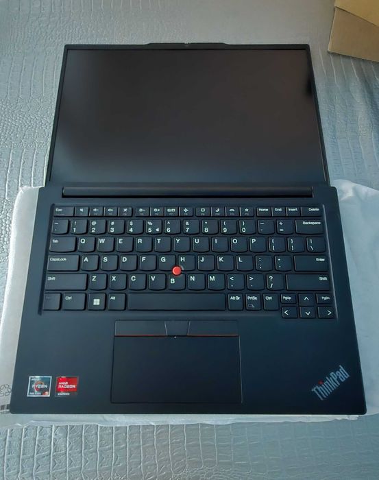 Laptop business Lenovo ThinkPad E14 Gen5 AMD 7530U