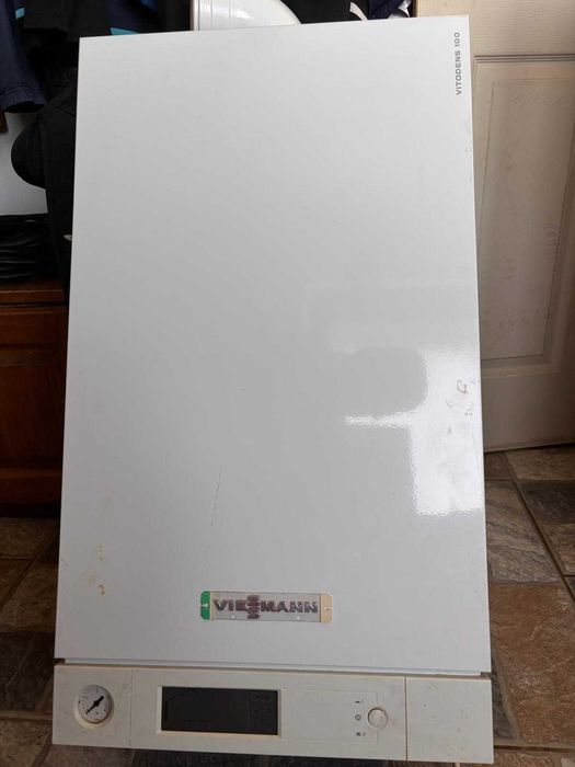 Microcentrală VIESSMANN VITODENS 100 pentru piese de schimb