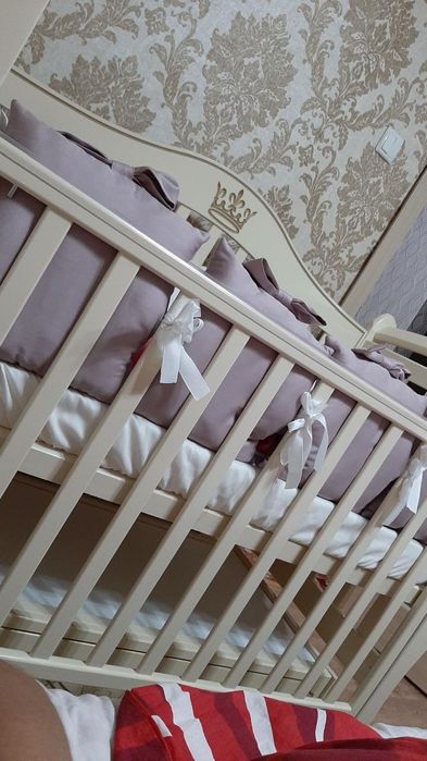 Продам детскую кроватку