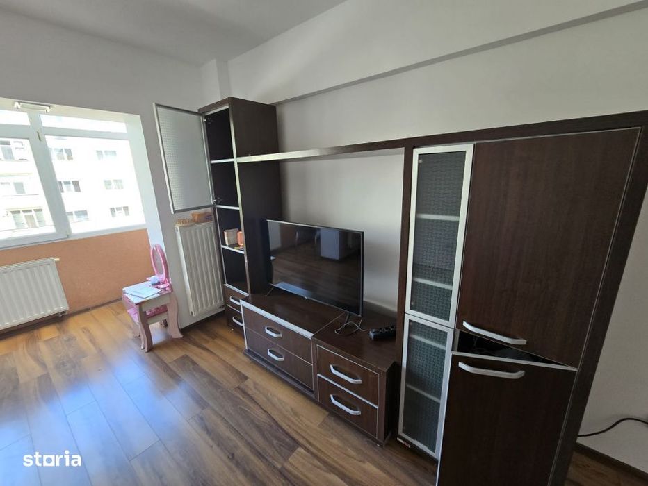 Apartament 3 camere Trivale, decomandat, mobilat, utilat - etaj 2