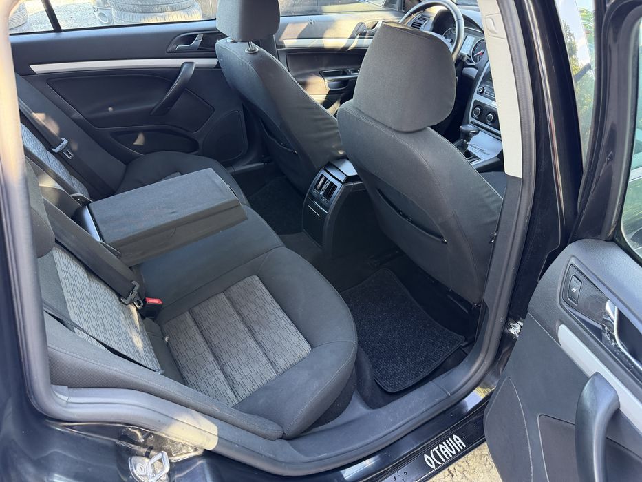 SKODA Octavia 2009 — imagine 5