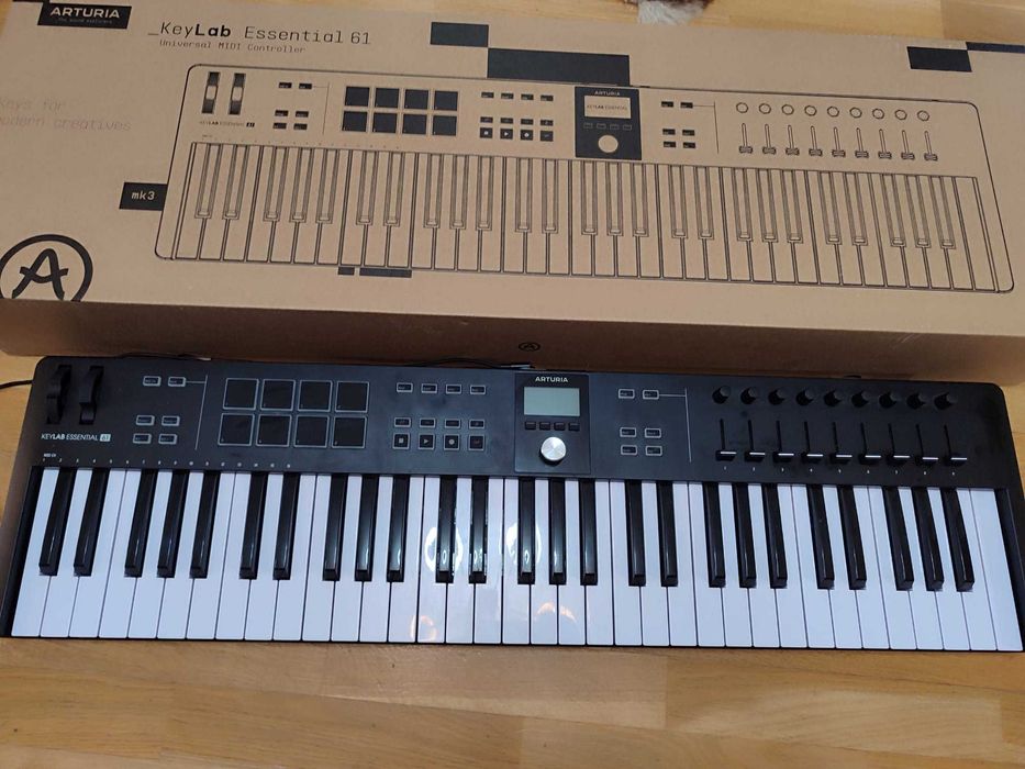 Midi Arturia keylab essetial 61 - universal midi controller