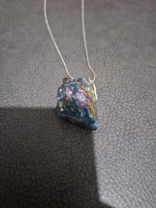 Colier Aura Cuartz piatra are 4 cm lungime