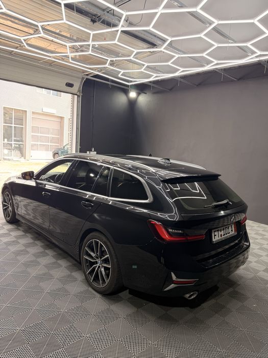 BMW 320d xDrive Luxury Line