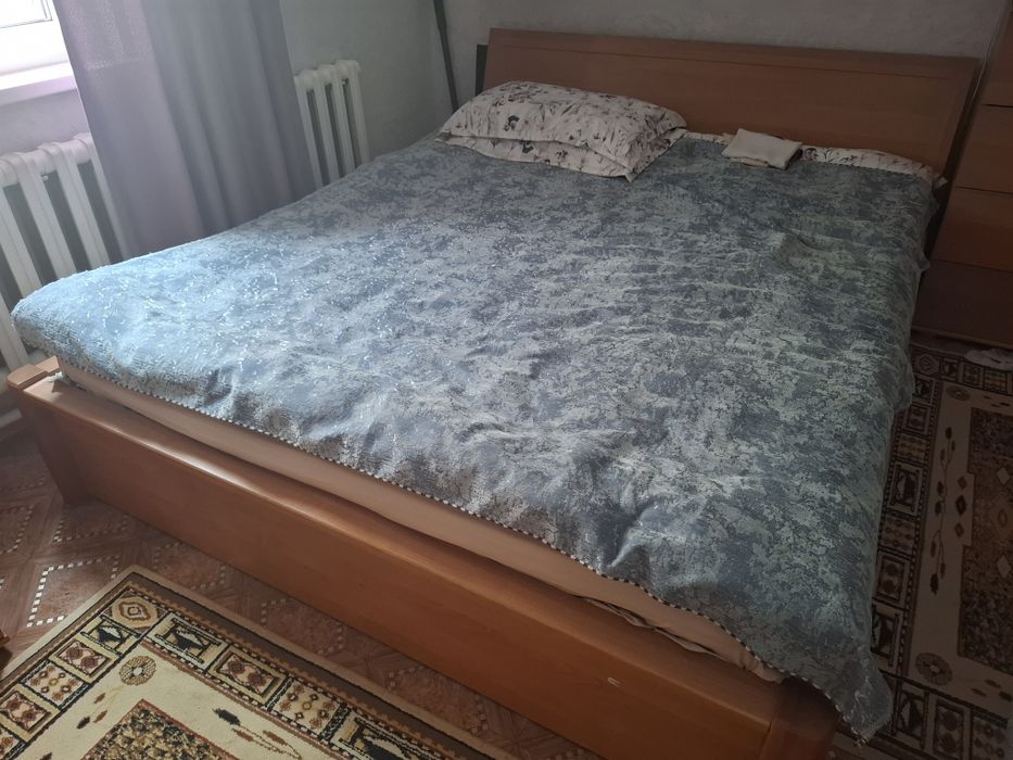 Кровать+комод+тумбочка