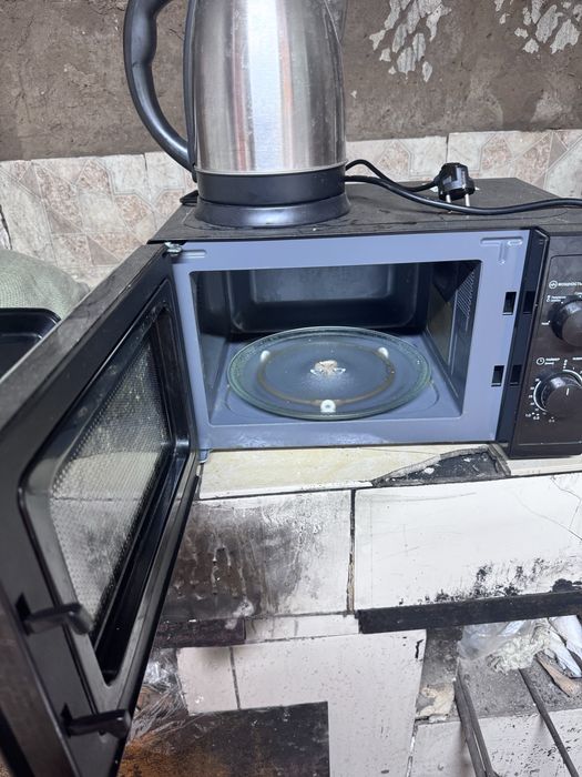 Продам микроволновка чайник