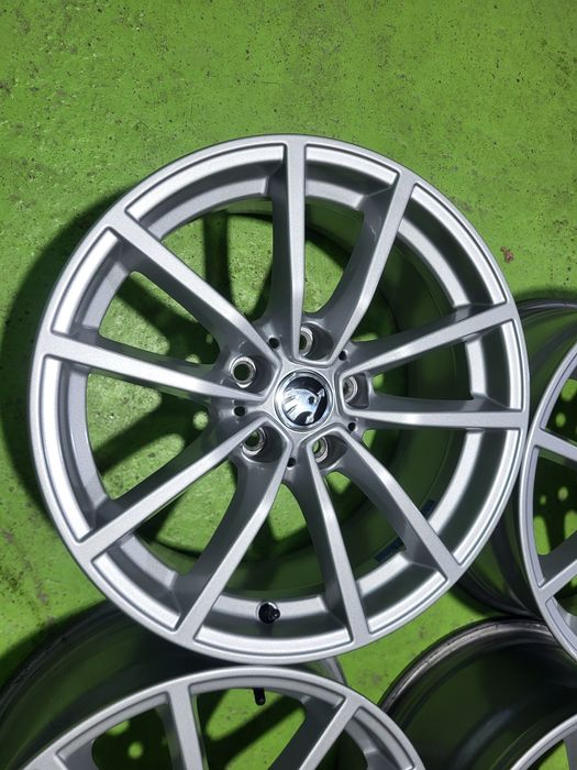 17 5x112 Skoda лети джанти 5х112 шкода