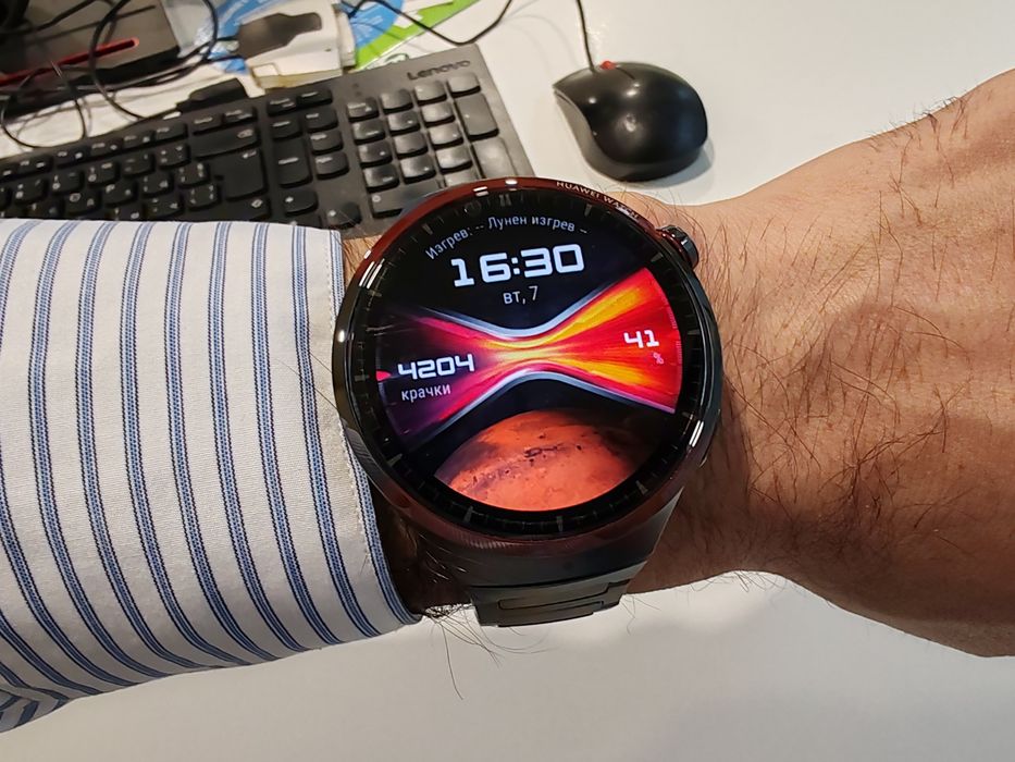 Huawei watch 4 pro space Edition / като НОВ