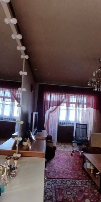 Продается Юнусабад 18 квартал 1 комнатная квартира