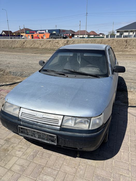 LADA хэтчбек цвет серый