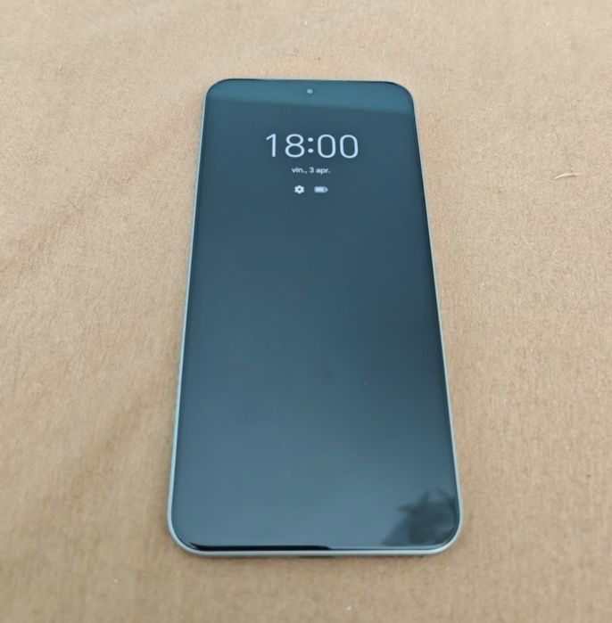 Honor Magic 8 lite 5G 256Gb 1100 și unul de 512Gb 1300