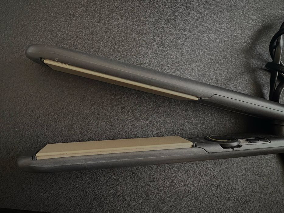 Remington S3500 турмалинова преса за коса