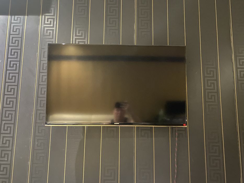 Телевизор Smart TV