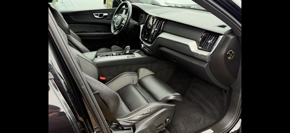 VOLVO XC60 R DESIGN=2021=2.0=390CP=E6=Automat=4x4=Panoramic=Camera=Imp
