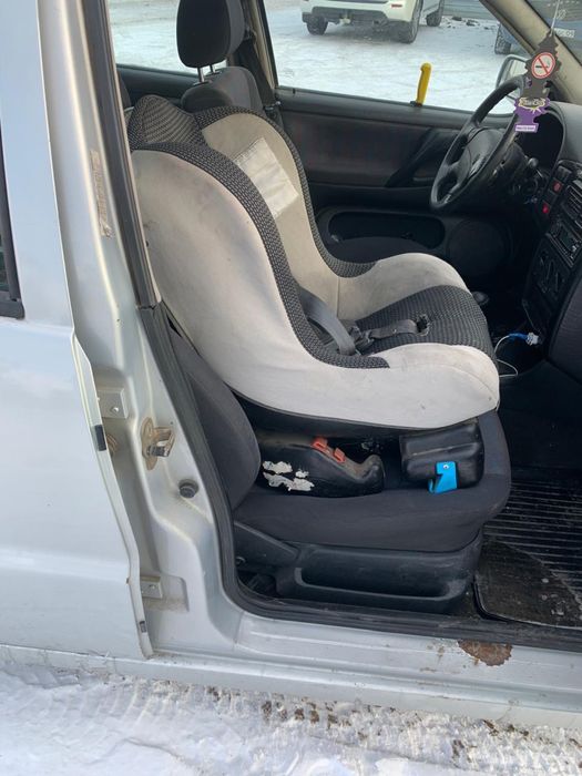 Деткое кресло