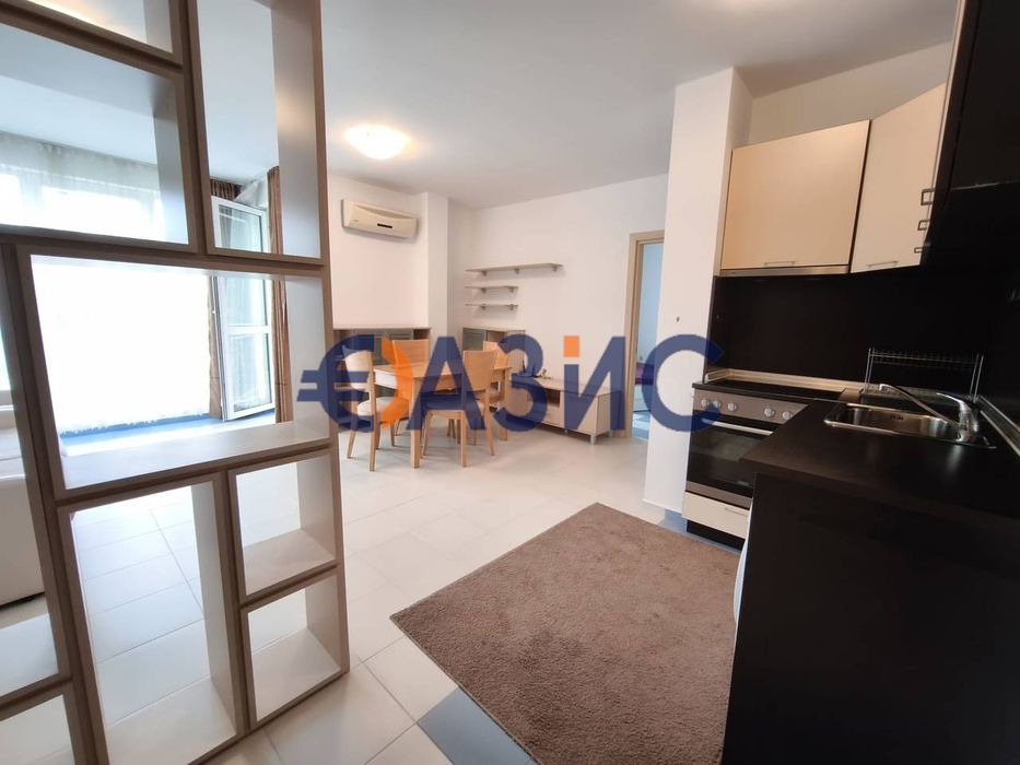 Продава се Двустаен апартамент в Свети Влас - 56 кв.м за 782 €/кв.м - Снимка #2