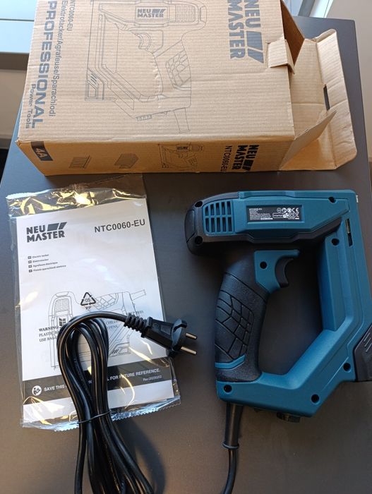Pistol electric de capse și cuie New Master NTC0060 2 în 1