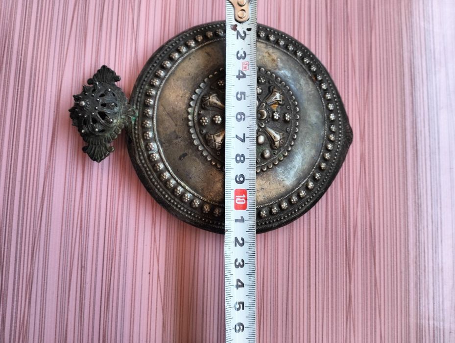 Голяма сребърна пафта