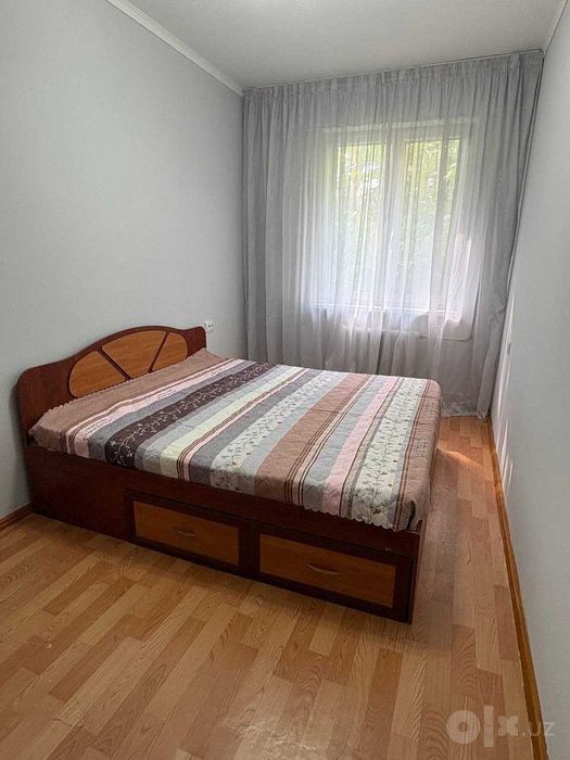 Продаётся 2х комн. квартира на Художников. Метро БИЙ. Своя. Узимизники