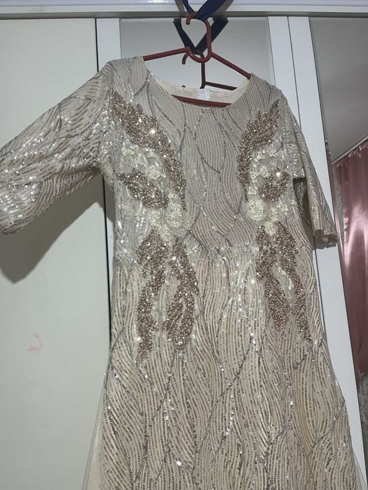 Вечернее платье 10тыс