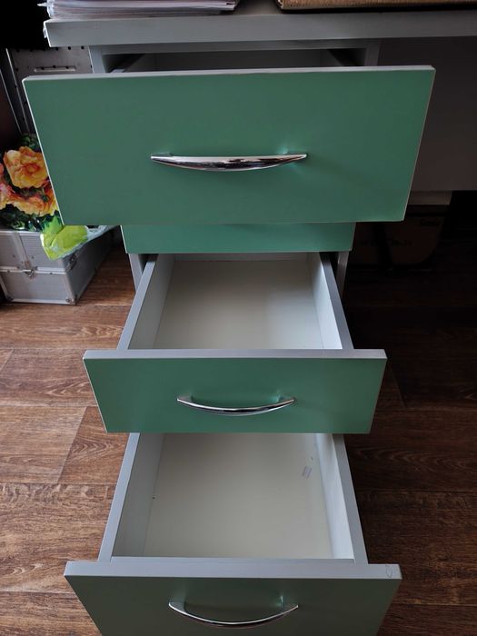 Стол письменный Б/У