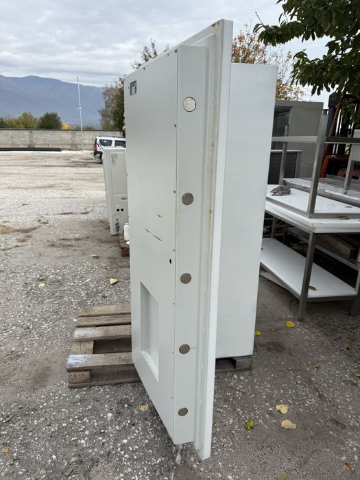 Огнеопорен сейф, Каса