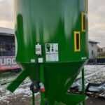 Amestecator furaje 2000 kg, volum 3430 l, M-ROL, Polonia NOU Garantie Livrare rapida