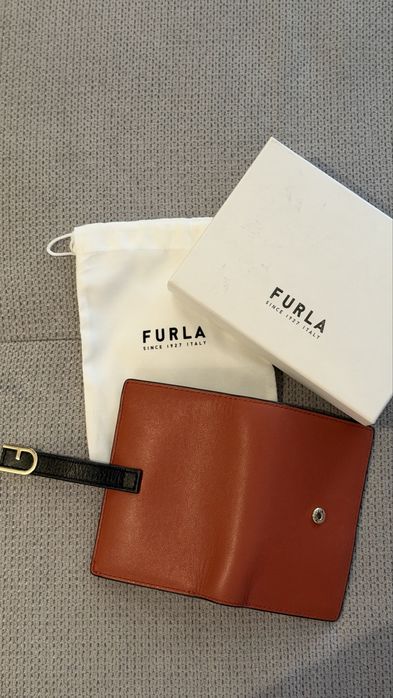 Портмоне Furla много запазено