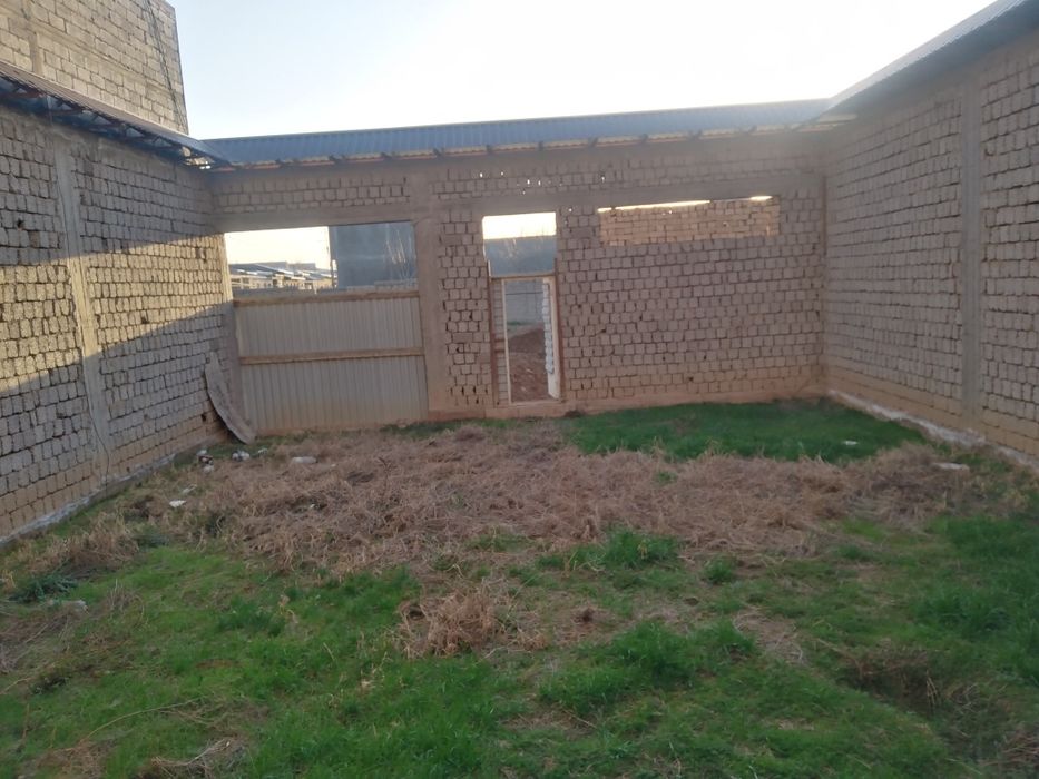 Евро Каробка Хасанбой ширибом Охунбобоев Ташкент р-н 5 сот 10 комната