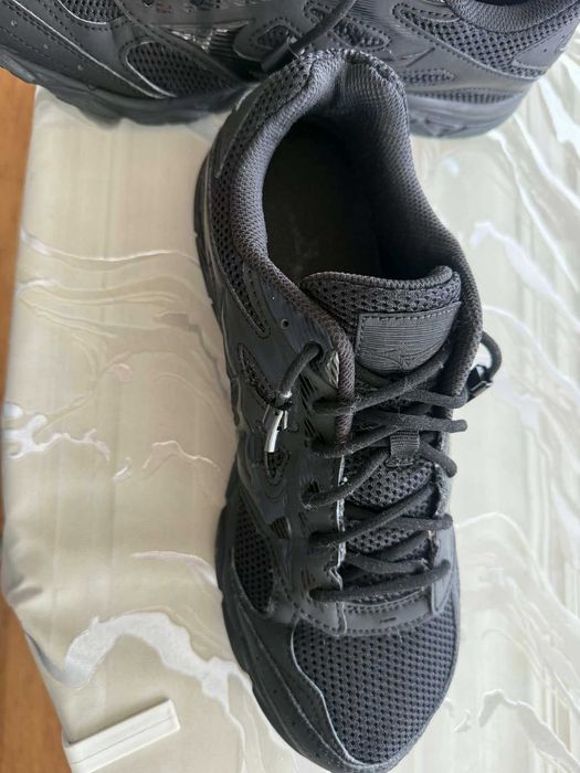 MIZUNO Маратонки № 41 отговрят на№42