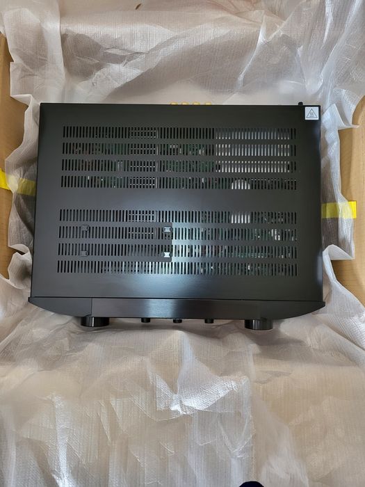 Усилитель Marantz pm6007