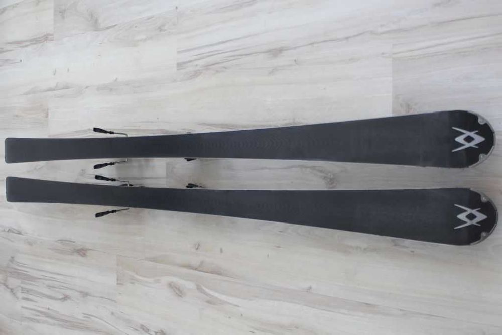 VOLKL Racetiger Sc 168cm R14,7m