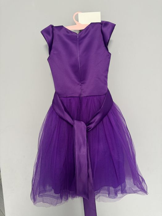 Платье для девочки нарядное 6-8 лет