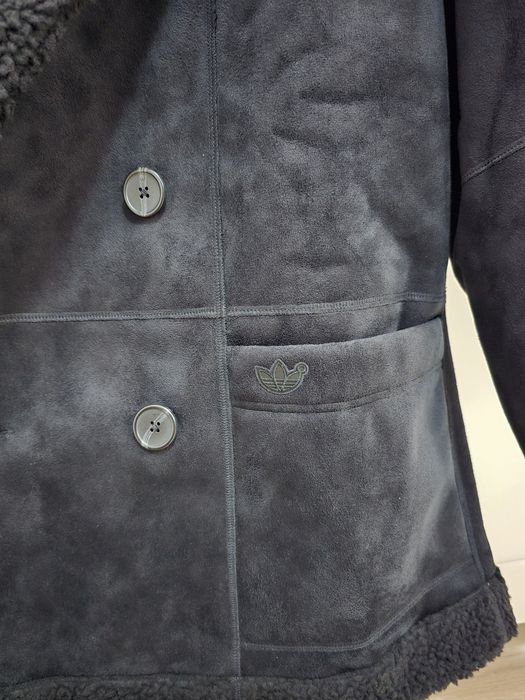 Adidas Blue Version BV Sherpa Jacket  HM5111