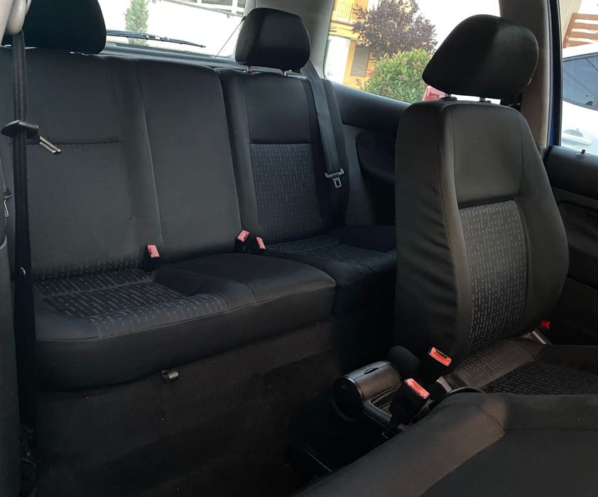 VW Golf IV - 1.4 benzina - clima