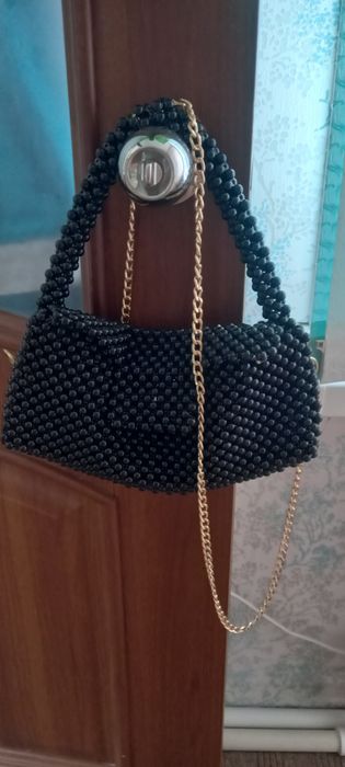 Сумку из бус ручной работы продам