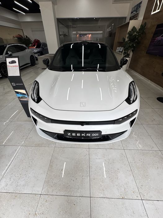 ПРОДАЕТСЯ Zeekr 001 Ultra plus 2025