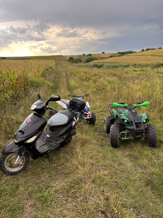 Vand scuter 49cc 4 timpi dau la schimnb pe atv 125