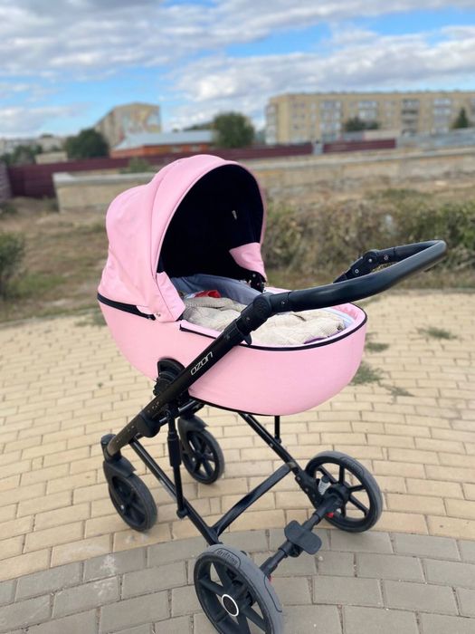 Продам коляску от фирмы Ozon Rikko ecco .