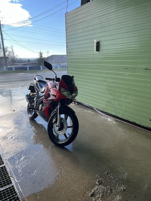 Honda cbr 125 r jc 34 2004