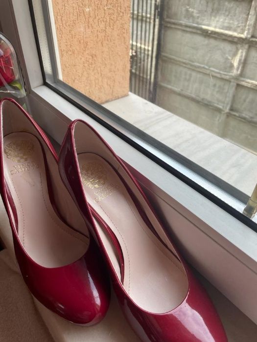 Pantofi cu toc Vince Camuto, confortabili, cu platforma, 38.5