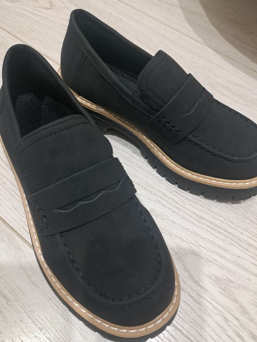 Обувь женская лоферы
