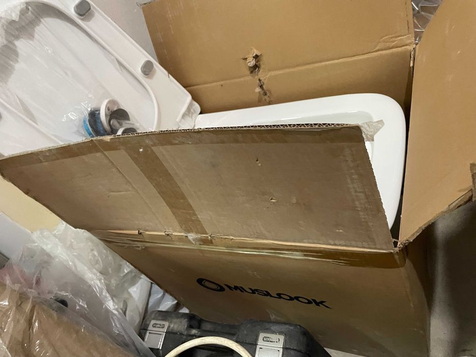 Продам унитаз от исталляции Muslook