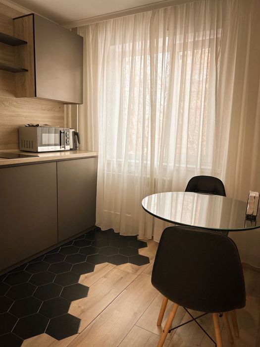 Торайгырова 89/1