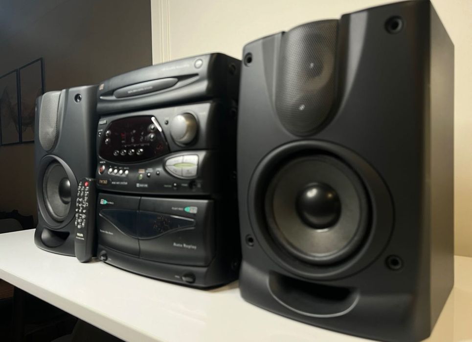 Музыкальный центр