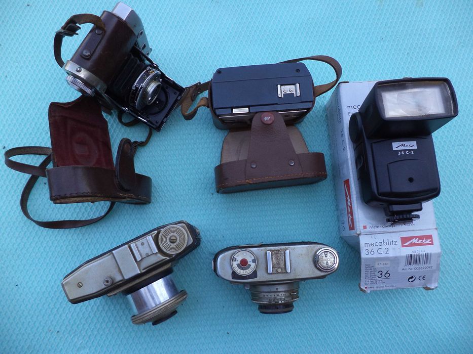 Obiecte vechi de colectie insigne monede semne arma reclame sapunuri