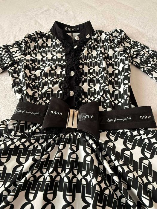 рокля AMIA  разммер- XS