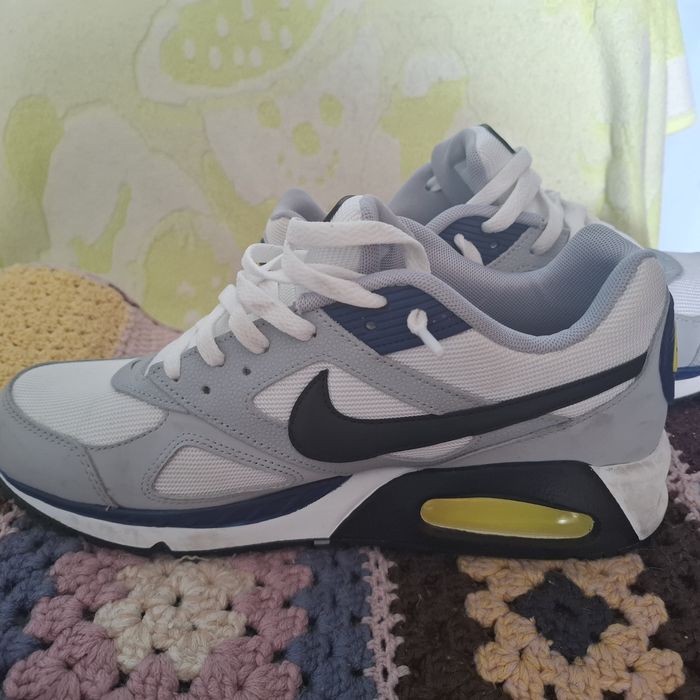 Nike Air Max Ivo